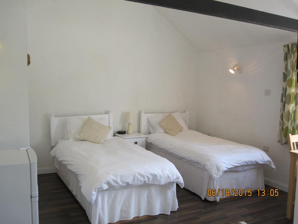 بيتربرو Barn Lodge المظهر الخارجي الصورة